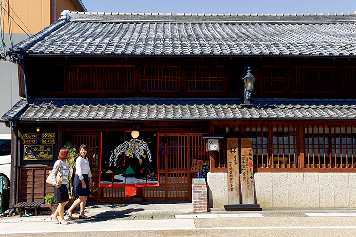 御鮨街道のまちなみ