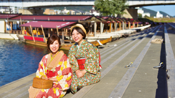 鵜飼観覧船のりば風景